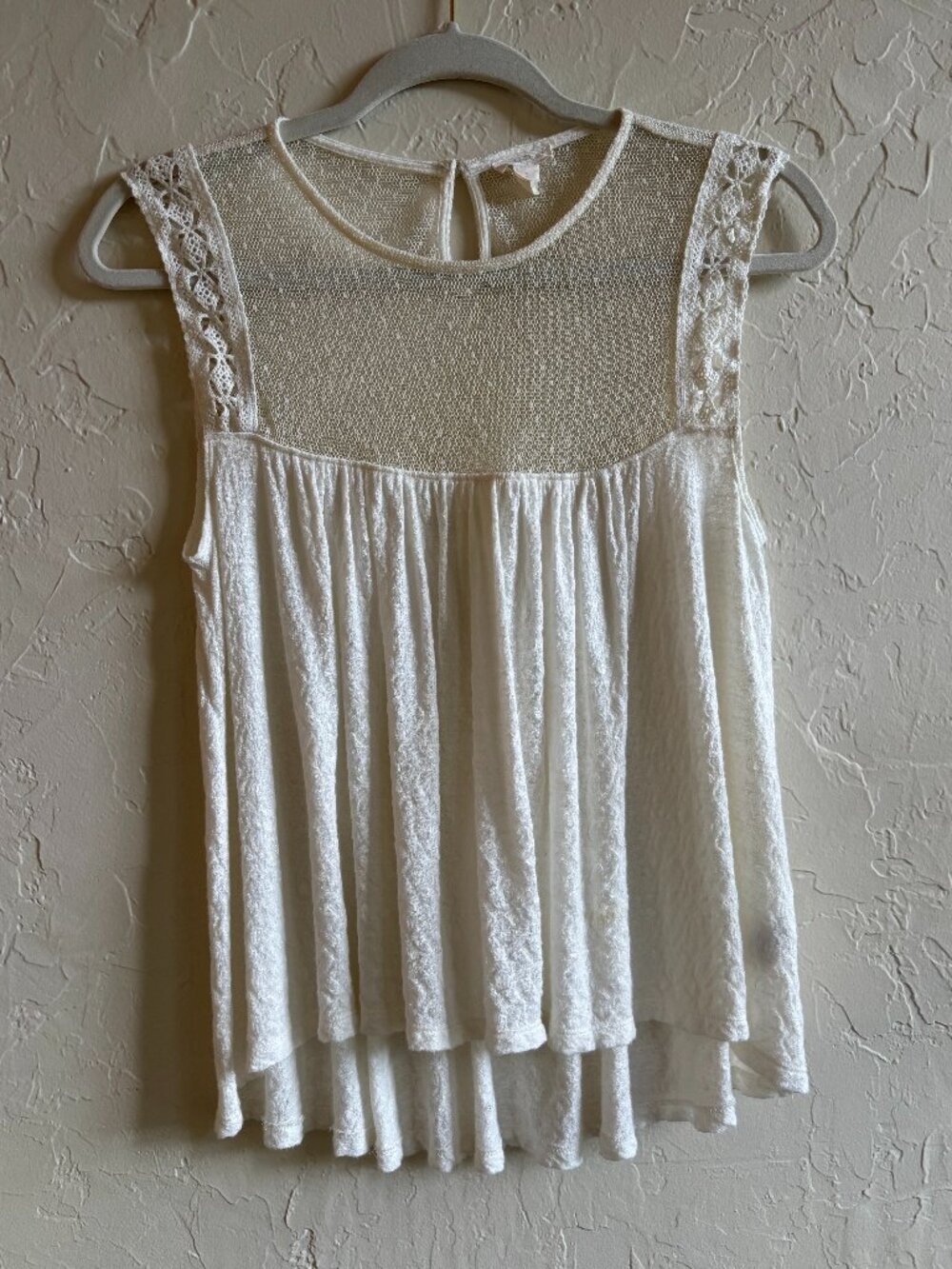 WIld Pearl Cotton + Lace cap sleeve top